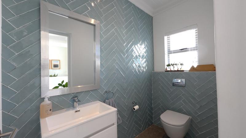 4 Bedroom Property for Sale in Yzerfontein Western Cape